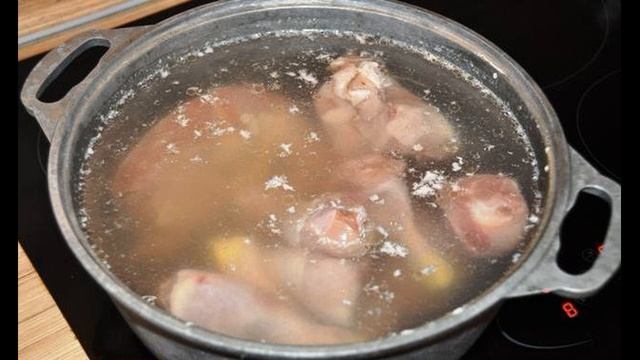 Холодец из курицы рецепт приготовления. Как приготовить холодец из курицы. Куриный холодец смотреть онлайн
