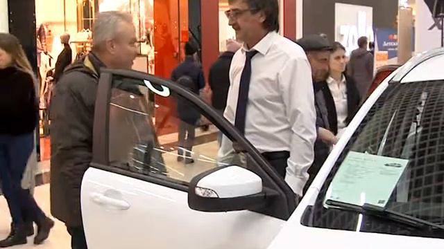 ЛАДА ИКСРЭЙ Кросс Разинова Заугольников Гаврош 1 смотреть онлайн