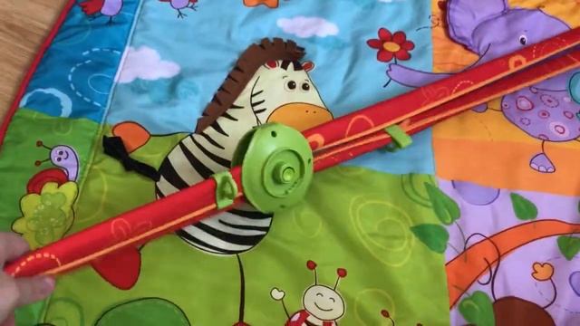 Детский развивающий коврик Tiny Love Разноцветное сафари Gymini Move & Play смотреть онлайн
