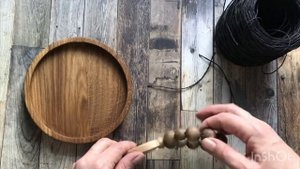 Простой домашний декор из деревянных бусин в стиле фармхаус.