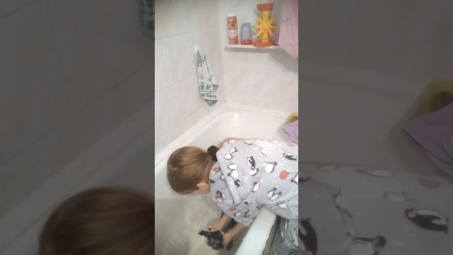 КАК ПРАВИЛЬНО МЫТЬ ЙОРКОВ?? смотреть онлайн