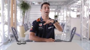 Handy French Phrases with Pierre Gasly, Max Verstappen, Daniel Ricciardo and Brendon Hartley