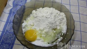 Творожная  пицца на сковородке