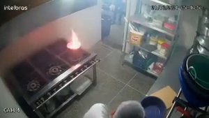 Подлил масла в огонь