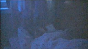 Бабуля храпит :)