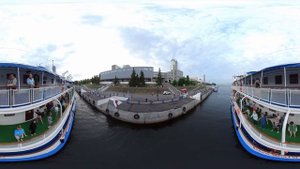 Отходим из Саратова, июнь 2023, теплоход "Павел Бажов"
