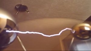 Машина Бонетти, электростатическая индукция