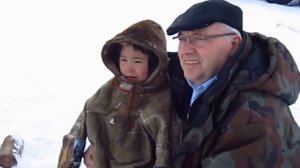 Как живут ненцы в суровой тундре,чем питаются