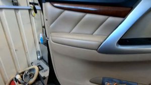 ?Снятие дверной карты на Mitsubishi Pajero 3?