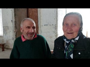 Дед Матвей, бабушка Настя и Валентина в храме!