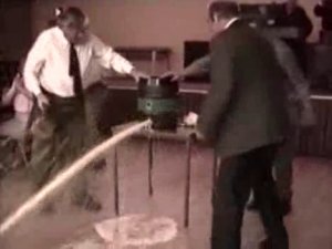 Открыли бочку с пивом!-))