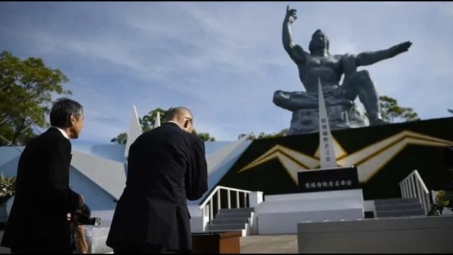 Срочно! ПОЗОР ЯПОНИИ! МЕДВЕДЕВ ЖЕСТКО ПРОШЕЛСЯ ПО КИСИДЕ! смотреть онлайн