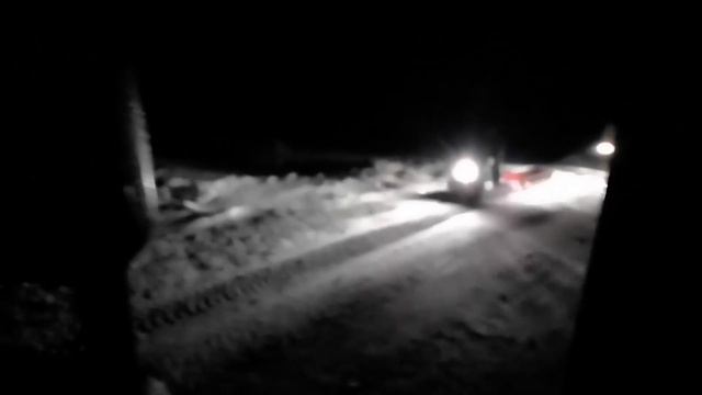 Местный житель Хант на снегоходе смотреть онлайн