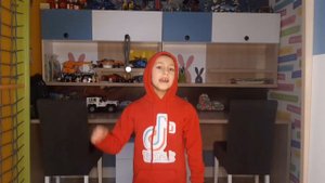 Любите Украину Поэт Владимир Сосюра.Рассказывает Вова Тищенко