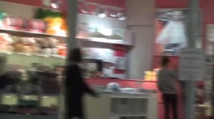 СТОЯК НА ВСЕХ ПРАНК 1 Реакция людей Девушек и Парней