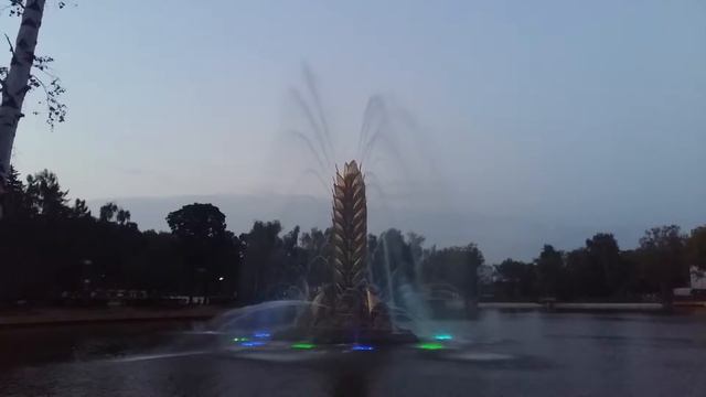 Фонтан Колос 2018 07 17 смотреть онлайн