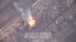 Уничтожение польской 155-мм САУ Krab. Уничтожена точным попаданием Ланцета.