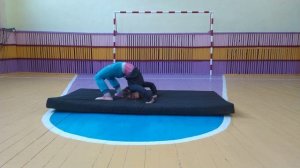 акробатические упражнения ГУО "УПК Ляденский детский сад-средняя школа" Учитель для Беларуси