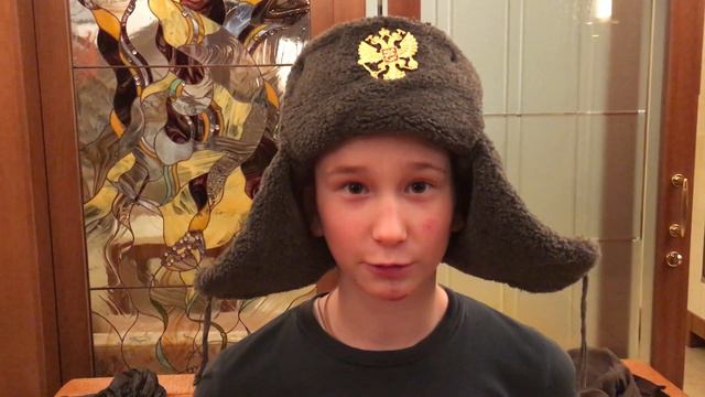 Взорвал петарду в туалете