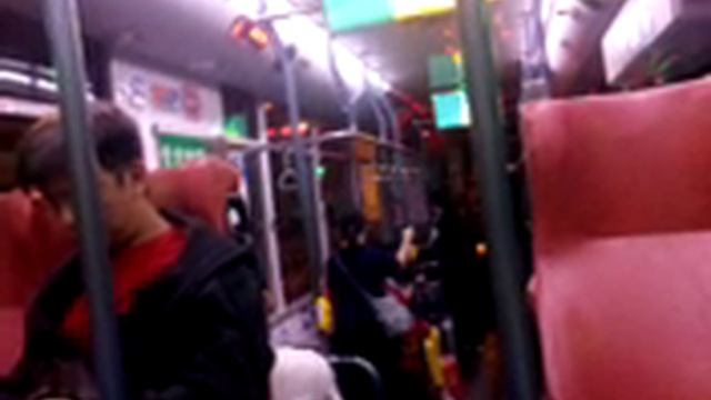 捷運環狀線先導公車982往新莊方向路線公車路程搭乘記錄與載客實況攝影(西元2019年05月23日)捷運景安站(景平路)→板橋公車站(捷運板橋站) смотреть онлайн