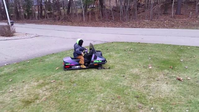 Dominic's first snowmobile смотреть онлайн