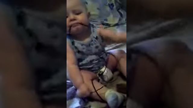 Смешные малыши ;) смотреть онлайн