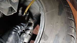 Paano Mag-Flush at Mag-Bleed ng Brake Fluid ng Iyong Sasakyan [Montero Sport] | DIY Tutorial