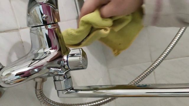 Чистим кран средством БАНИО от ЭРСАГ смотреть онлайн