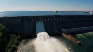 Водосброс на Братской ГЭС 2021
