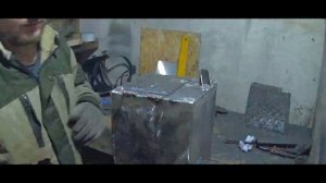 САМОДЕЛЬНАЯ ДРОВЯНАЯ ПЕЧКА!! ИЗ МЕТАЛА ДЛЯ ЗИМНЕЙ РЫБАЛКИ ПЕЧКА ЭКОНОМКА СВОИМИ РУКАМИ