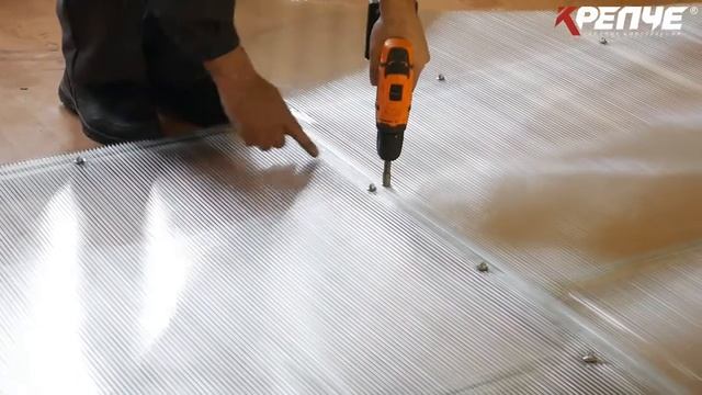 Видео по сборке (монтажу) теплицы СверхПрочная Усиленная смотреть онлайн