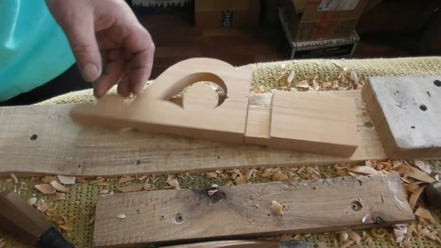 Wood carving Резьба по дереву с песней. Кронштейн смотреть онлайн