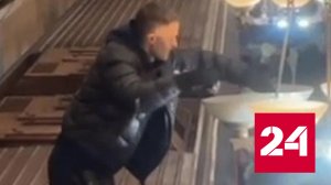 Своровавший лампочки в московском метро блогер оказался в полиции - Россия 24