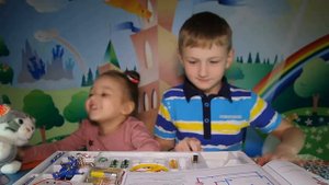 Электронный конструктор Знаток Делаем музыкальный звонок электронным конструктором