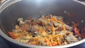 Рулька тушеная с картофелем