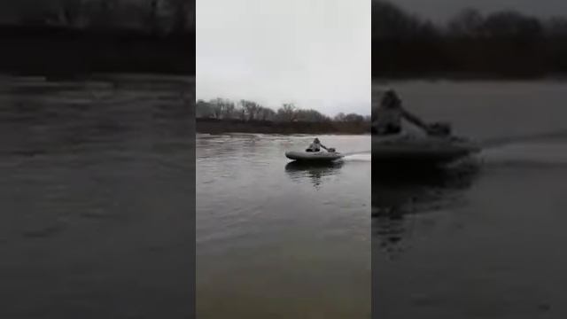 Лодка ракета 320 днд и мотор ямаха 5 л.с