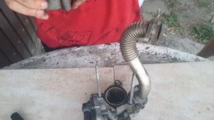 How to change EGR on Renault KOLEOS