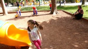 Детская площадка. Площадка для детей.  Детское видео.  Видео для детей. Парк развлечений. Горки.