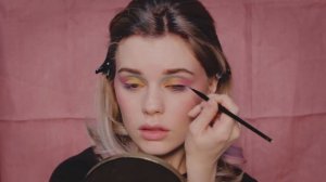 60s Twiggy inspired Makeup Tutorial ? | Miranda Hedman