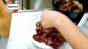 ПЕЧЕНЬ КУРИНАЯ НА ШПАЖКЕ.ЛЕГКО И ПРОСТО!