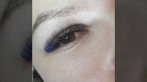 Наращивание цветных ресниц ?