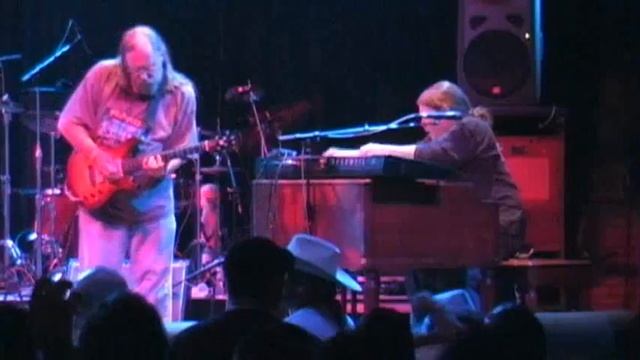 Brown Eyed Women-Cubensis смотреть онлайн