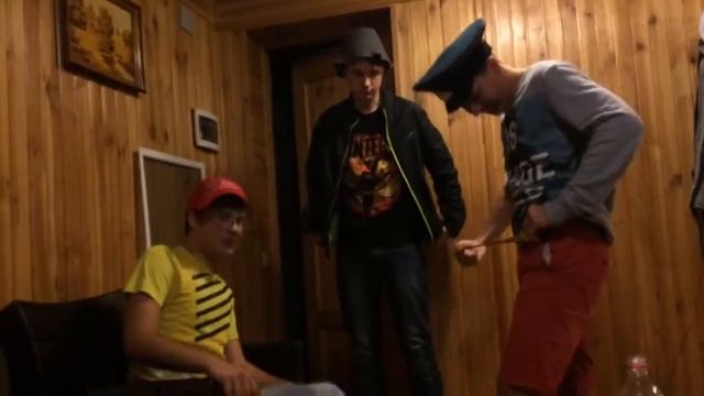 Сер, мне нассали на подошву. смотреть онлайн