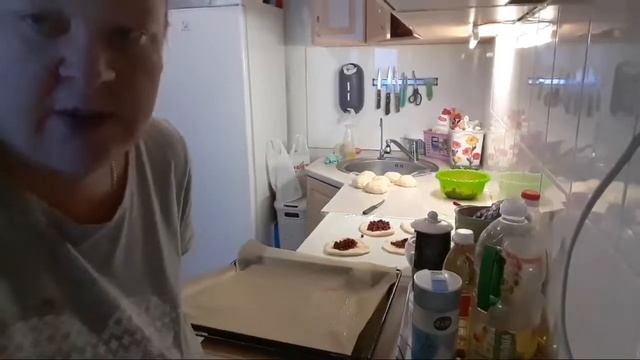 Пойдем Стричь Ногти. Пирожки. смотреть онлайн