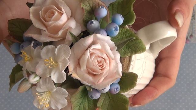 Хотите узнать, Как лепить из полимерной глины. Лепка розы. Ягоды из холодного Фарфора. Приглашение. смотреть онлайн