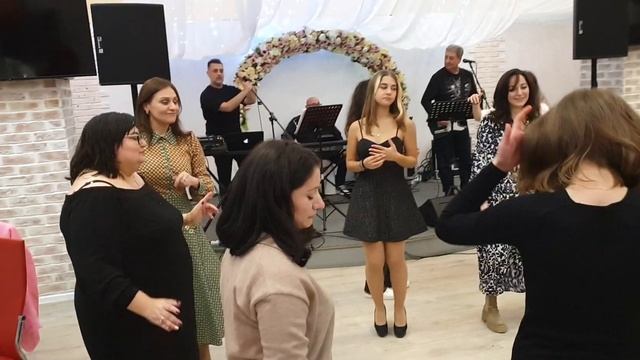 Ассирийцы.Духрана д Мар Гиваргис в Москве.??Assyrians.Dukhrana d Mar Givargis in Moscow Russia.???⚪
