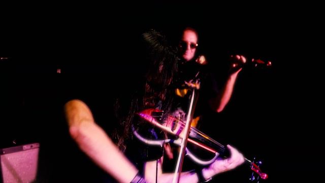 Thunderstruck - AC/DC Electric Violin Cover смотреть онлайн