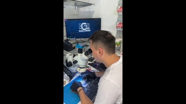 Riparazione Mac Flexgate смотреть онлайн