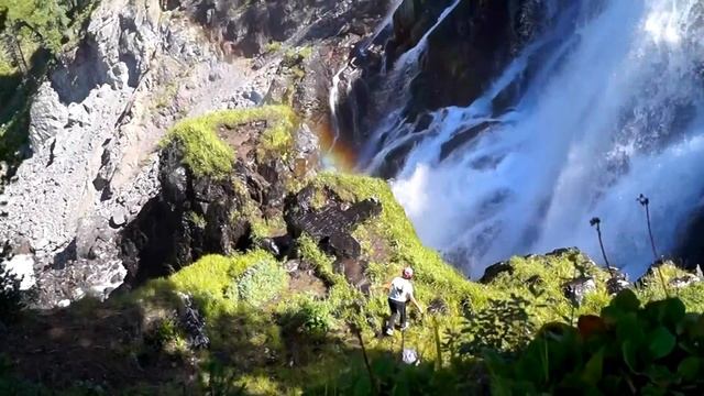 К подножию Белухи. 2017 г. смотреть онлайн