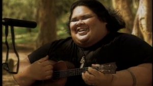 Israel Kamakawiwo'ole Over The Rainbow